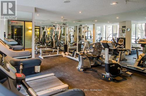 702 - 7601 Bathurst Street, Vaughan, ON - Indoor Photo Showing Gym Room