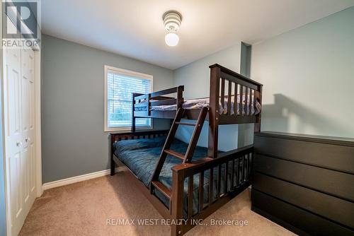 1668 Lakeshore Drive, Ramara (Brechin), ON - Indoor Photo Showing Bedroom