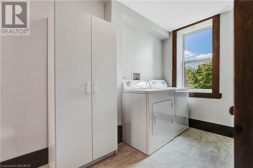 162 Kincardine Street, Priceville, ON - Indoor Photo Showing Laundry Room