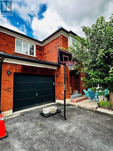 59 Black Oak Drive, Brampton, ON - Outdoor