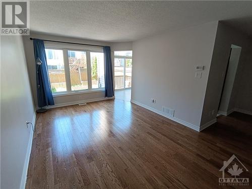 Living Room - 125 Woodmill Terrace, Ottawa, ON - Indoor Photo Showing Other Room