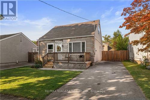 46 Doncaster Boulevard, St. Catharines, ON - Outdoor With Deck Patio Veranda