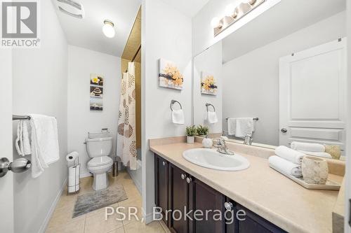 91 Mayland Trail, Hamilton (Stoney Creek), ON - Indoor Photo Showing Bathroom