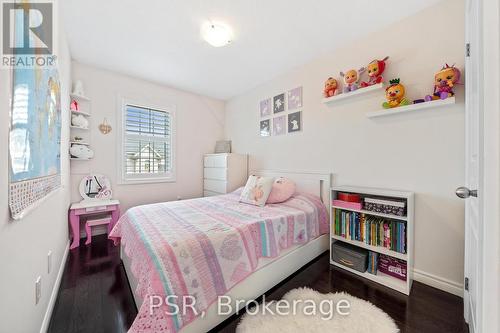 91 Mayland Trail, Hamilton (Stoney Creek), ON - Indoor Photo Showing Bedroom