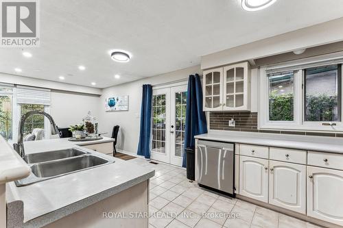 34 Devere Drive, Guelph, ON - Indoor Photo Showing Kitchen With Double Sink