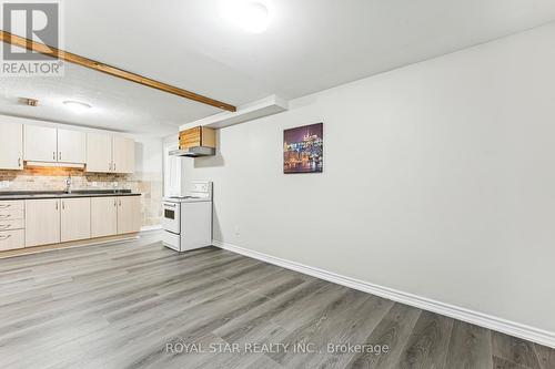 34 Devere Drive, Guelph, ON - Indoor Photo Showing Kitchen