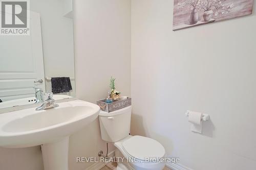 7732 Shaw Street, Niagara Falls, ON - Indoor Photo Showing Bathroom