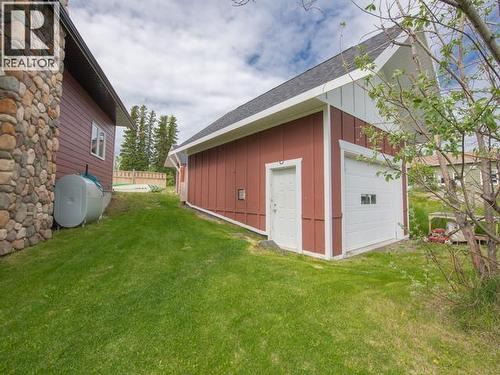 17 Jackson Avenue, Teslin, YT - Outdoor With Exterior