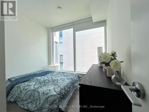 603 - 898 Portage Parkway, Vaughan, ON - Indoor Photo Showing Bedroom