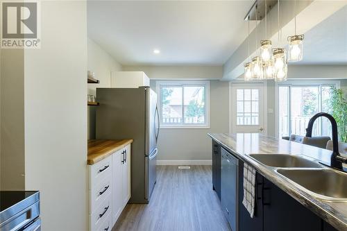 215 Trudeau Drive Unit# 69, Sarnia, ON - Indoor Photo Showing Kitchen With Double Sink