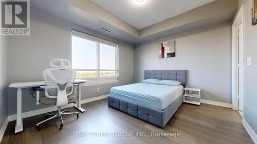 915 - 9245 Jane Street, Vaughan, ON - Indoor Photo Showing Bedroom