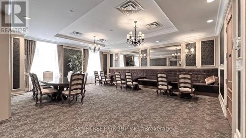 915 - 9245 Jane Street, Vaughan, ON - Indoor