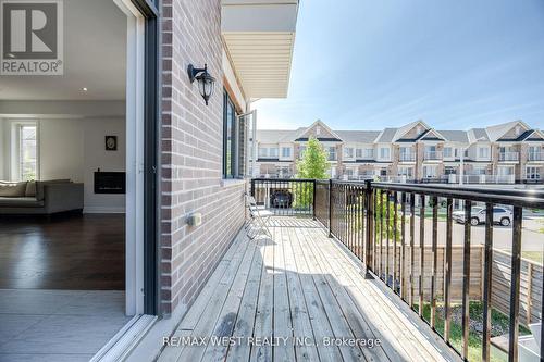 Upper - 2 Augustus Terrace, Toronto (Islington-City Centre West), ON - Outdoor With Exterior