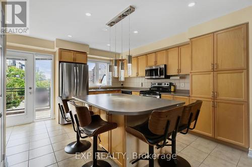 1 - 3010 Erin Centre Boulevard, Mississauga, ON - Indoor Photo Showing Kitchen