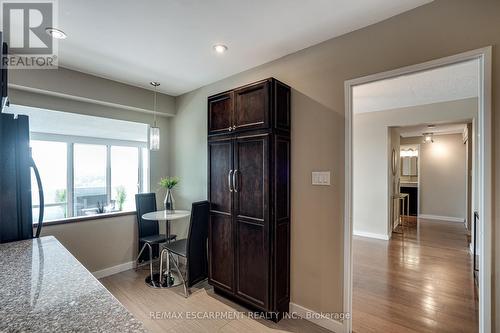 Ph2012 - 250 Scarlett Road, Toronto (Rockcliffe-Smythe), ON - Indoor