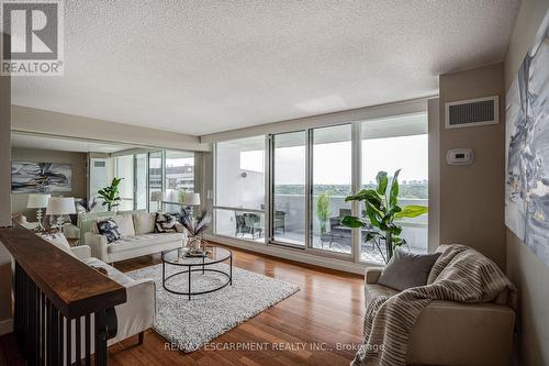 Ph2012 - 250 Scarlett Road, Toronto, ON - Indoor Photo Showing Living Room