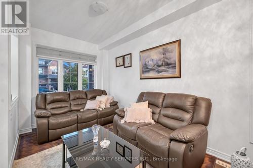 12 Fitzgibson Street, Brampton, ON - Indoor Photo Showing Living Room