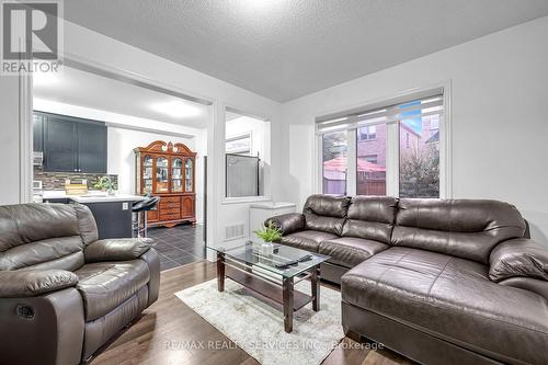 12 Fitzgibson Street, Brampton, ON - Indoor Photo Showing Living Room