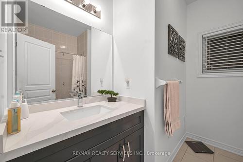 12 Fitzgibson Street, Brampton, ON - Indoor Photo Showing Bathroom