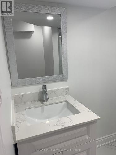 12 Fitzgibson Street, Brampton, ON - Indoor Photo Showing Bathroom