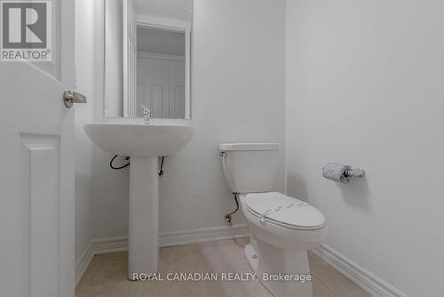 1909 Thames Circle, Milton, ON - Indoor Photo Showing Bathroom