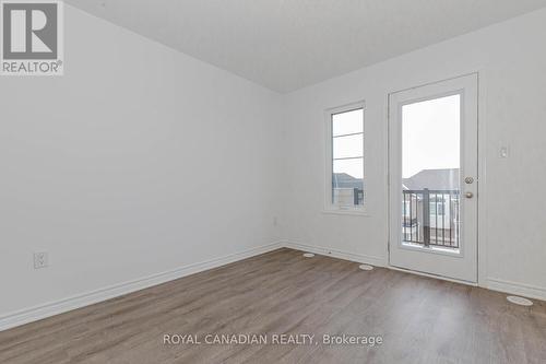 1909 Thames Circle, Milton, ON - Indoor Photo Showing Other Room