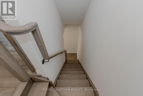 1909 Thames Circle, Milton, ON - Indoor Photo Showing Other Room