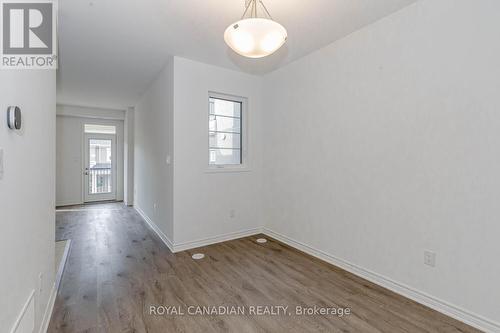 1909 Thames Circle, Milton, ON - Indoor Photo Showing Other Room