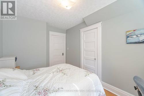 61 Rosedale Avenue W, Brampton, ON - Indoor Photo Showing Bedroom