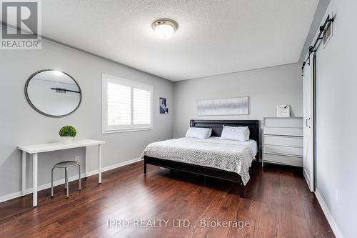 2518 Carberry Way, Oakville, ON - Indoor Photo Showing Bedroom