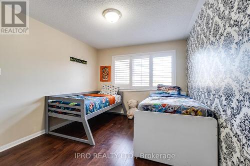 2518 Carberry Way, Oakville, ON - Indoor Photo Showing Bedroom