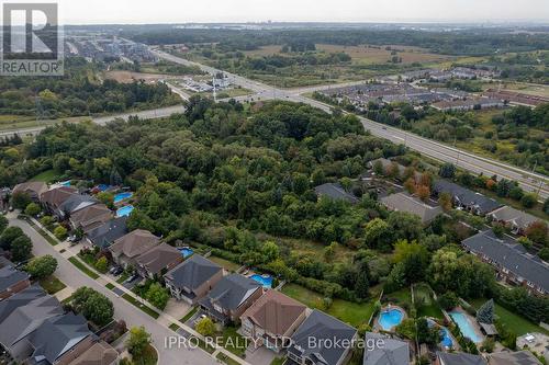 2518 Carberry Way, Oakville, ON - Outdoor With View