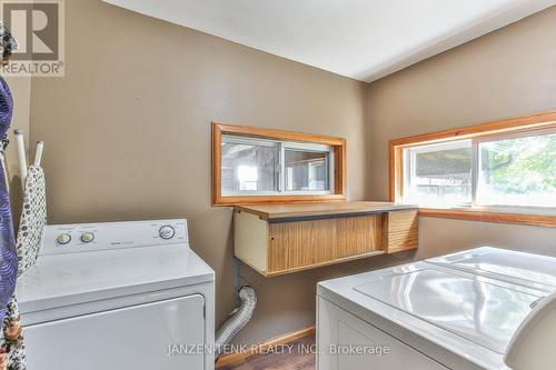 800 1St Concession Rd Enr Road, Norfolk (Fairground), ON - Indoor Photo Showing Laundry Room