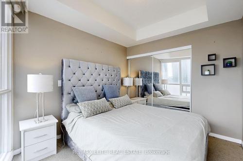 2208 - 65 Bremner Boulevard, Toronto (Waterfront Communities), ON - Indoor Photo Showing Bedroom