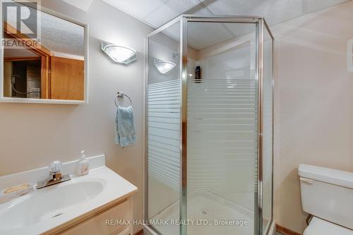 30 Schubert Drive, Toronto (Guildwood), ON - Indoor Photo Showing Bathroom