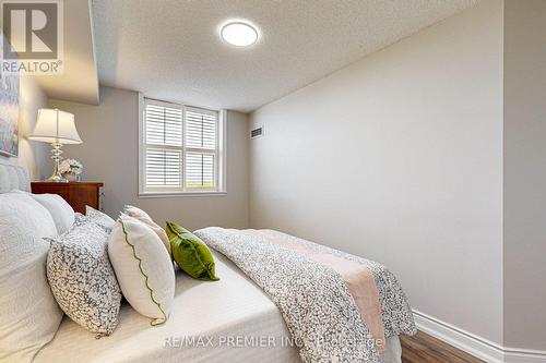 521 - 7373 Martin Grove Road, Vaughan (Vaughan Grove), ON - Indoor Photo Showing Bedroom