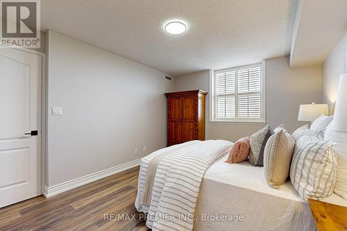 521 - 7373 Martin Grove Road, Vaughan, ON - Indoor Photo Showing Bedroom