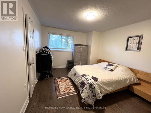 37 Brookwood Drive, Richmond Hill, ON - Indoor Photo Showing Bedroom