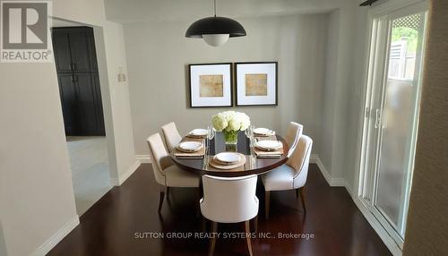 121 Parkland Crescent, Kitchener, ON - Indoor Photo Showing Dining Room