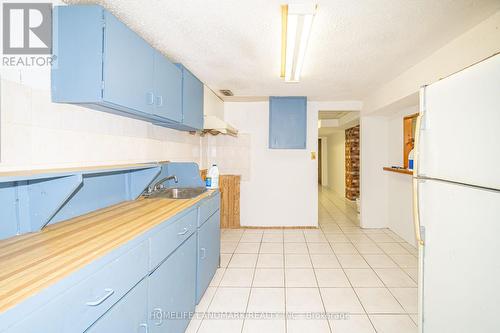 81 Cromwell Avenue, Oshawa, ON - Indoor Photo Showing Kitchen