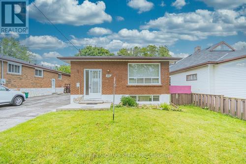 81 Cromwell Avenue, Oshawa, ON - Outdoor