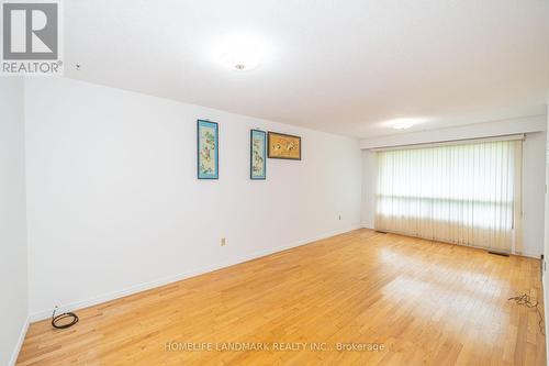 81 Cromwell Avenue, Oshawa, ON - Indoor Photo Showing Other Room