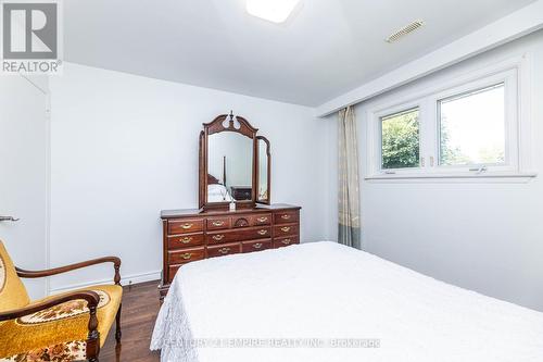 30 Stainforth Drive, Toronto (Agincourt South-Malvern West), ON - Indoor Photo Showing Bedroom