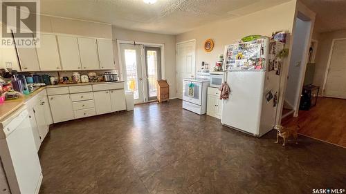 Meadow Lake Acres, Meadow Lake Rm No.588, SK - Indoor Photo Showing Kitchen