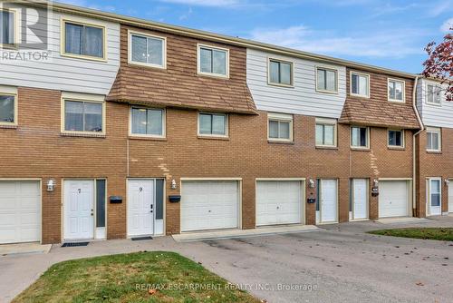 9 - 9 Beryl Street, Hamilton (Berrisfield), ON - Outdoor With Facade