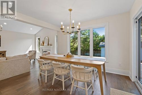 40 Merritt Road, Pelham, ON - Indoor Photo Showing Dining Room With Fireplace