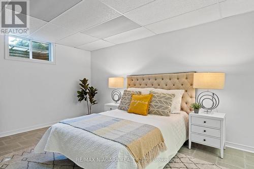 40 Merritt Road, Pelham, ON - Indoor Photo Showing Bedroom