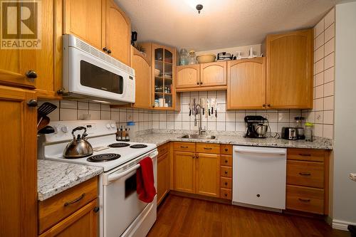 287 Reighmount Drive, Kamloops, BC - Indoor Photo Showing Kitchen