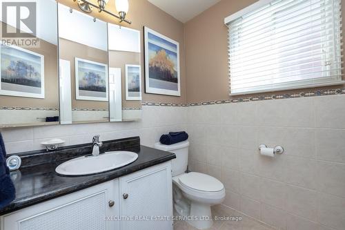 197 Vodden Street W, Brampton, ON - Indoor Photo Showing Bathroom