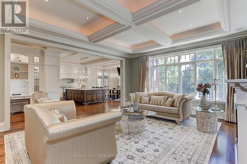 17 Blyth Hill Road, Toronto (Bridle Path-Sunnybrook-York Mills), ON - Indoor Photo Showing Living Room